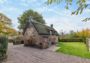Oak Tree Thatched Cottage